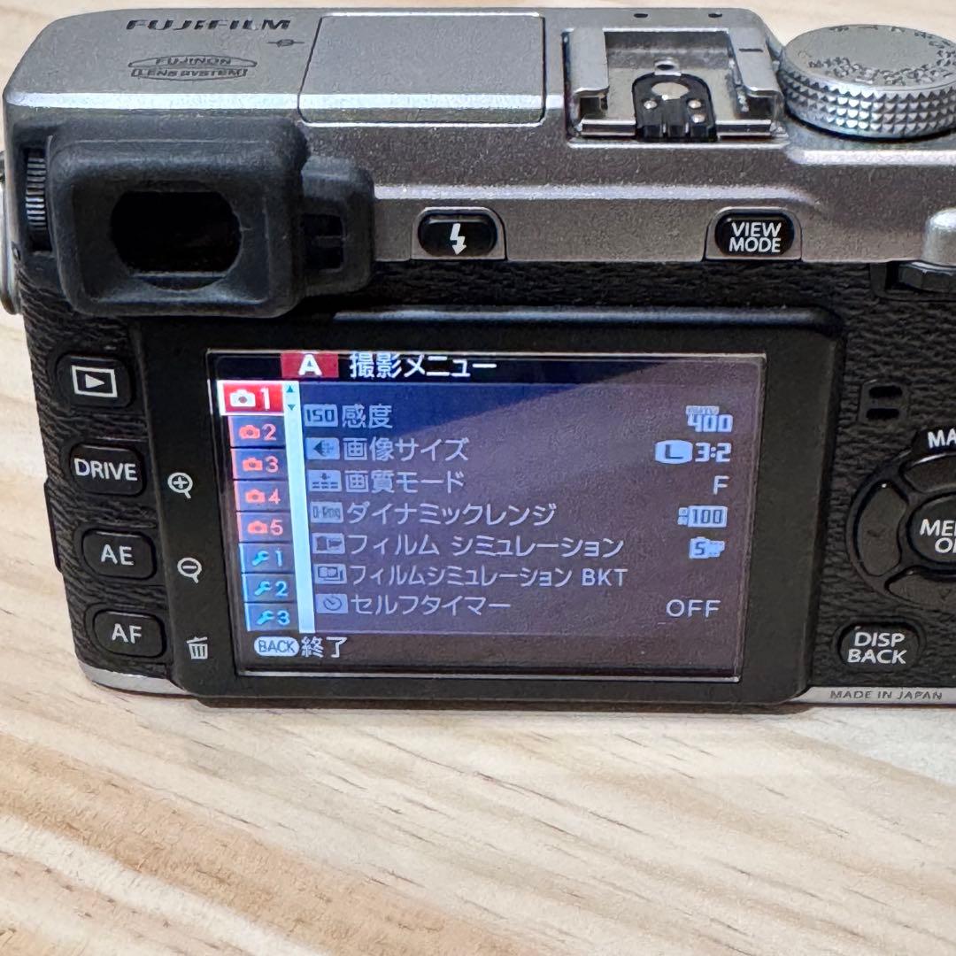 Fujifilm X-E1 ミラーレスカメラ ボディ（難あり）