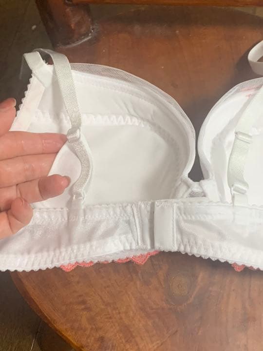 サルート　C75ブラ&ショーツセット【最終価格】