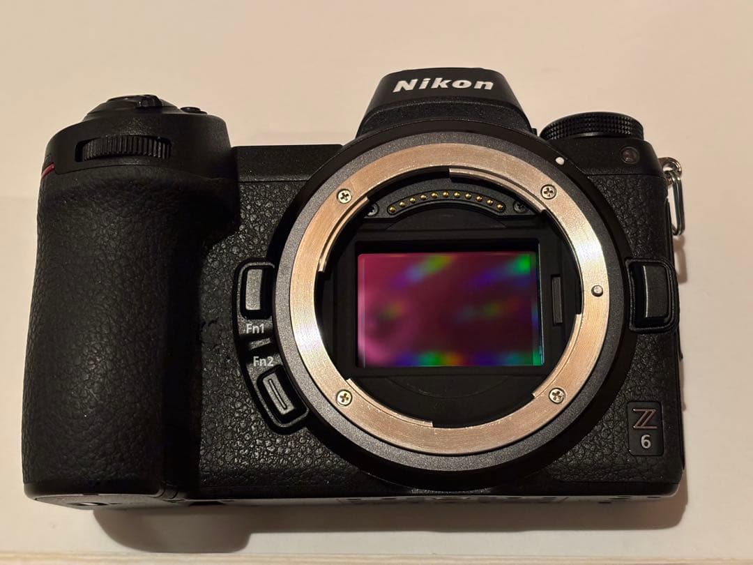 Nikon Z6 ボディ　ミラーレス一眼カメラ