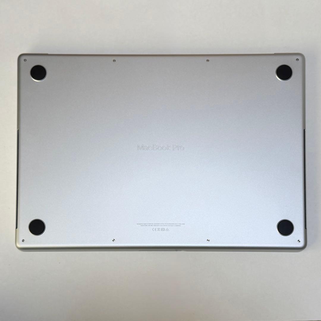 極美品 MacBook Pro 16インチ M1 Pro 16GB 1TB