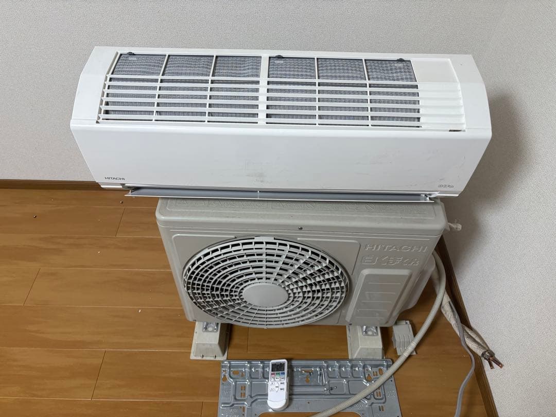 HITACHI エアコン本体 壁掛け式 リモコン付き