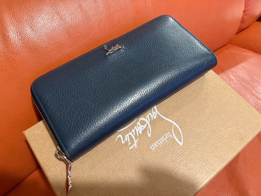 クリスチャンルブタン　ネイビー 長財布 赤内装