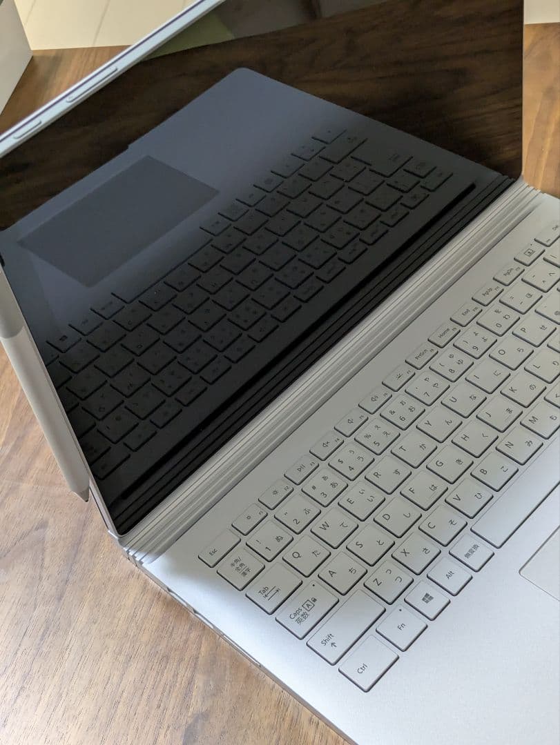 美品☆16G！1テラ☆Microsoftマイクロソフト SurfaceBook2