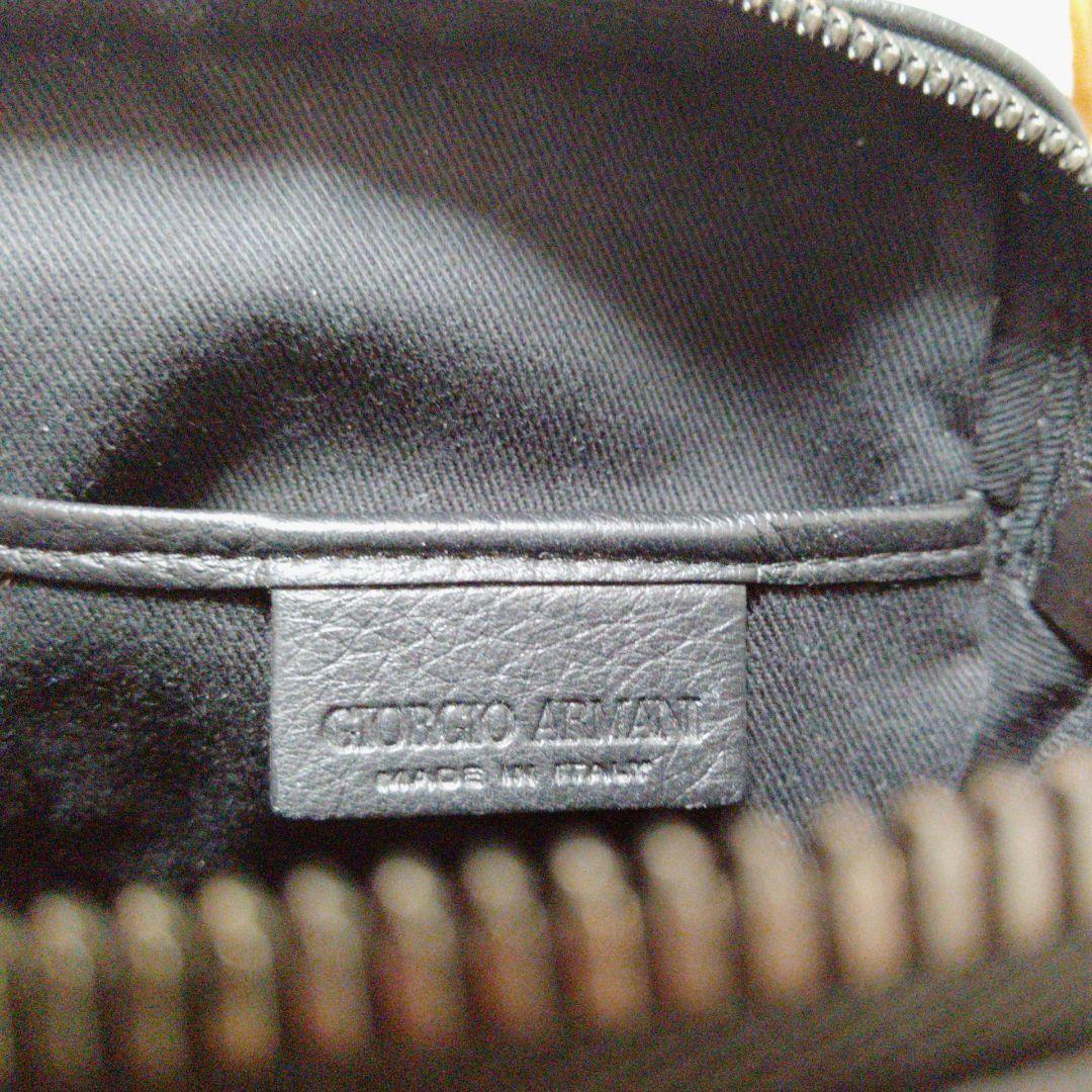 美品　ジョルジオアルマーニ　クロスボディバッグ　レザー　黒　サコッシュ