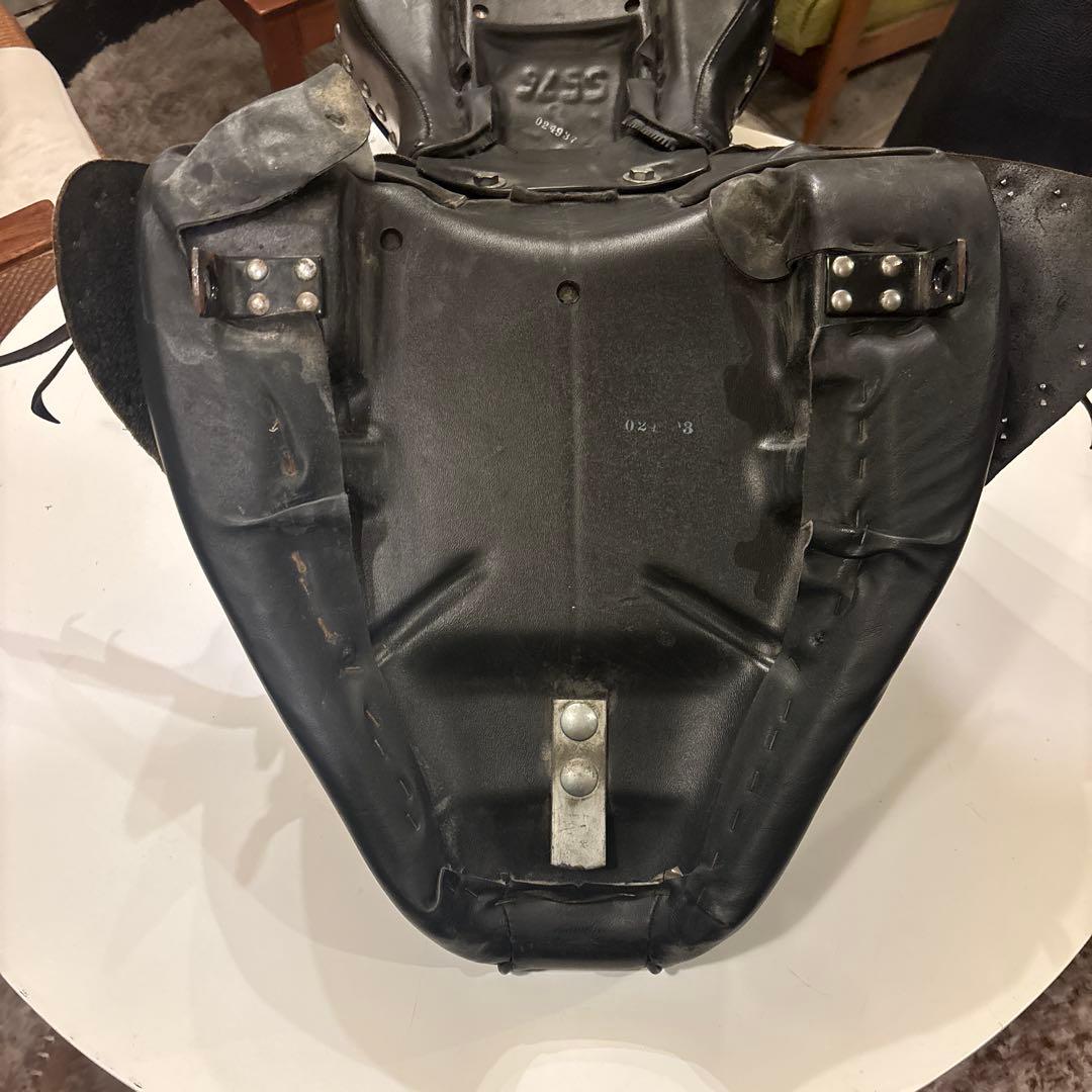 EVO FLSTC 純正シート