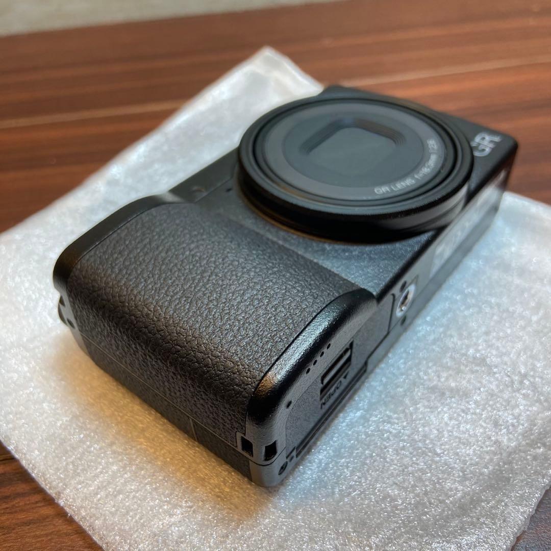 RICOH GR Ⅲ デジカメ ほぼ新品 4930