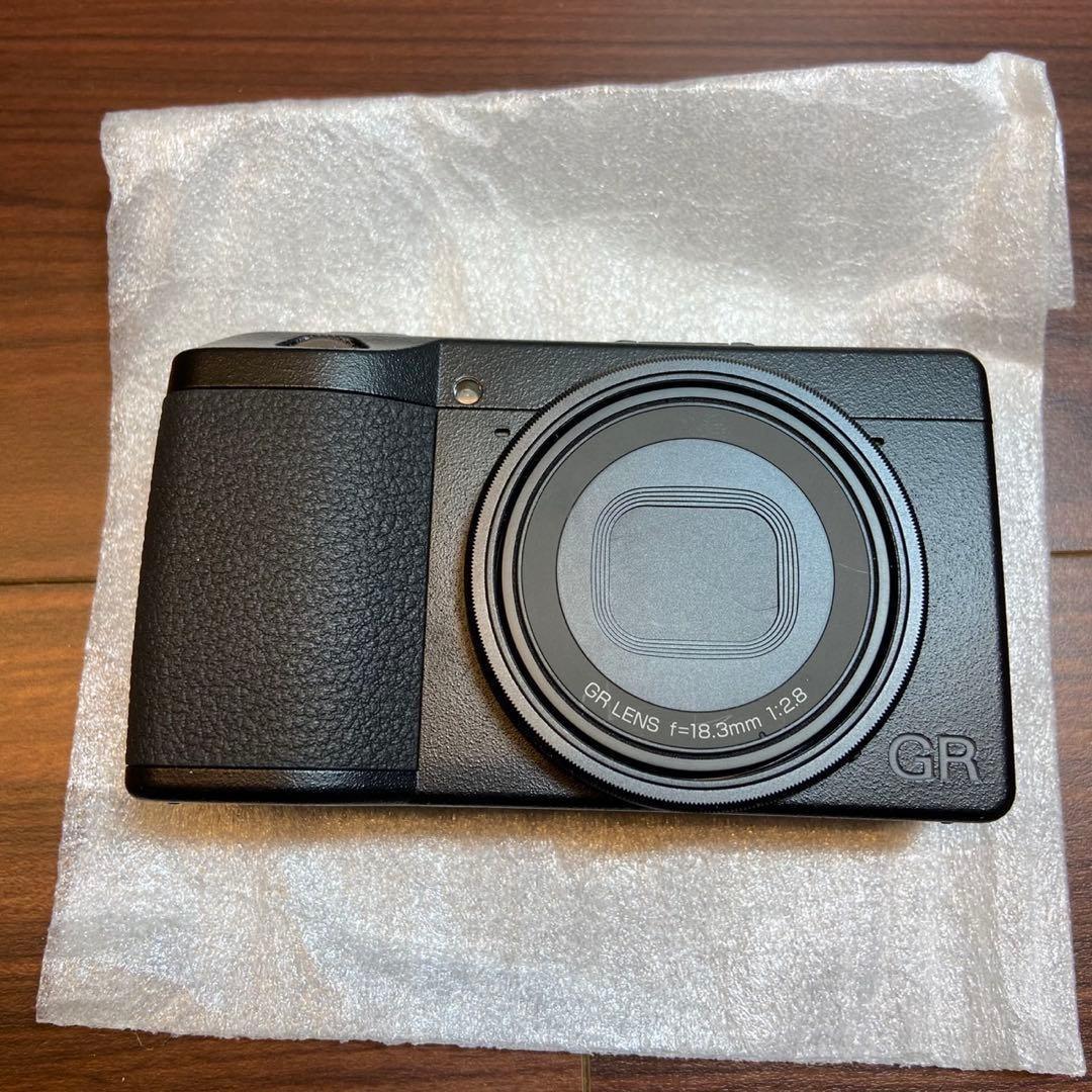 RICOH GR Ⅲ デジカメ ほぼ新品 4930