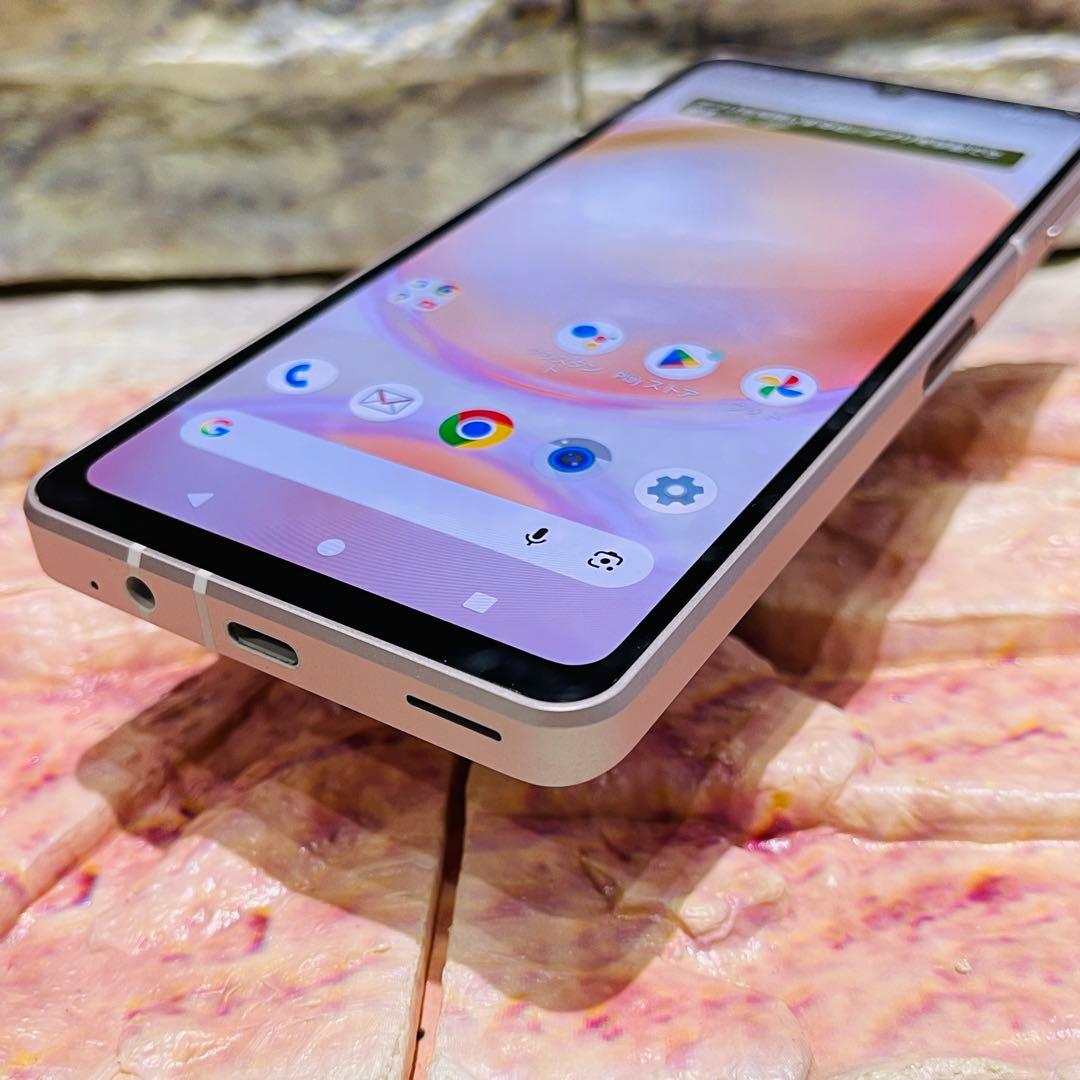 美品 SIMフリー AQUOS sense8 128GB ライトカッパー