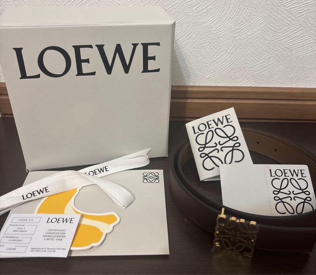 LOEWEリバーシブルアナグラム ベルトスムースカーフBurgundy/Gold