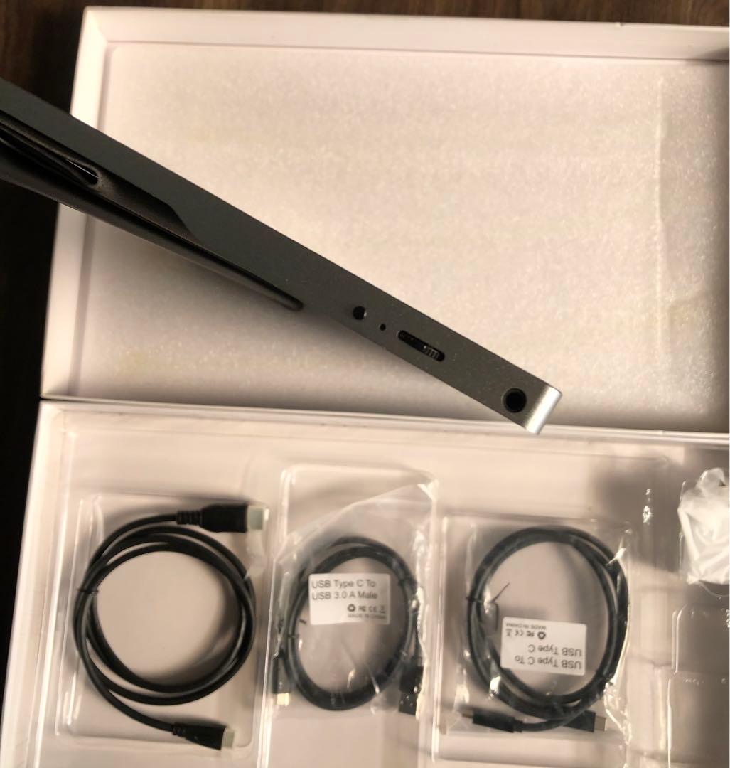 4Kモバイルモニター　cocopar　15.6インチ　dg-156-4kmx