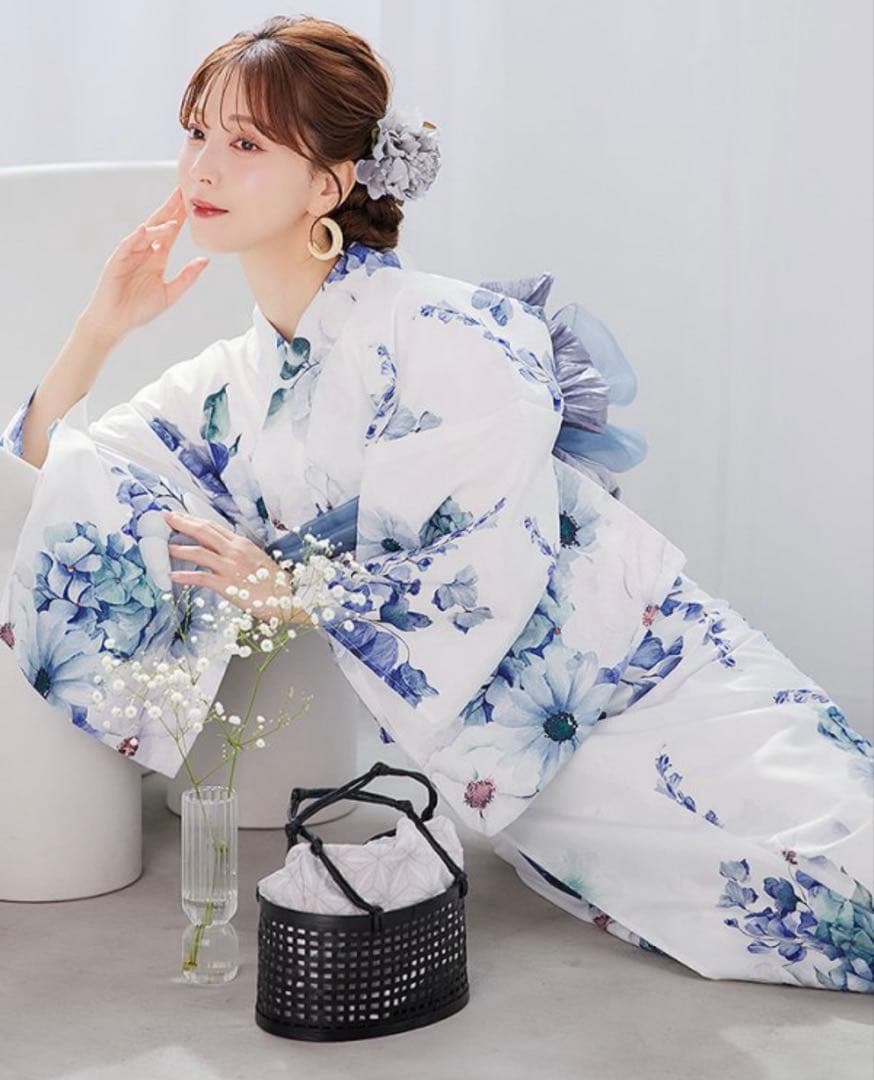 sugar 浴衣　瑠璃色ビオラブーケ