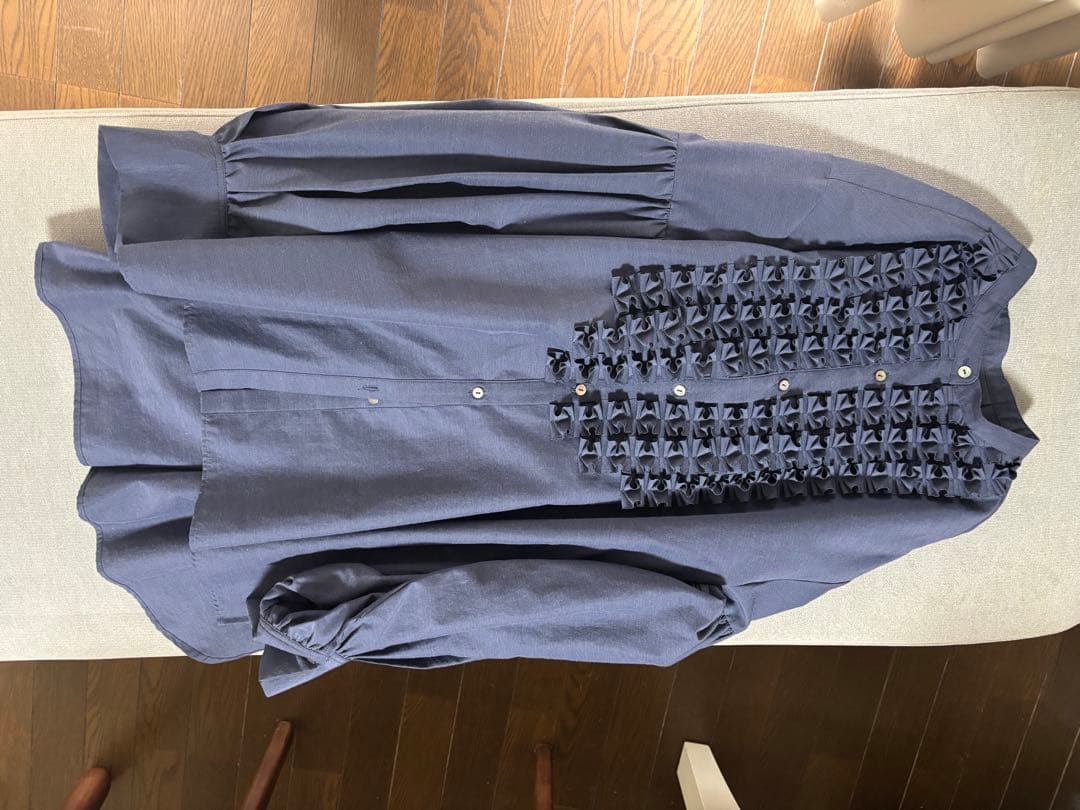 マリリンムーン　モダンタックフリルシャツ　定価27500円