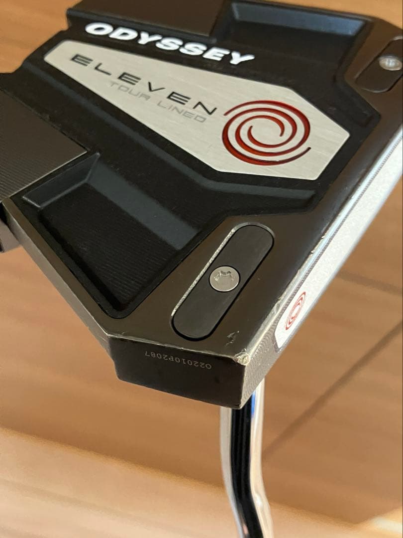 ODYSSEY ELEVEN TOUR LINED パター