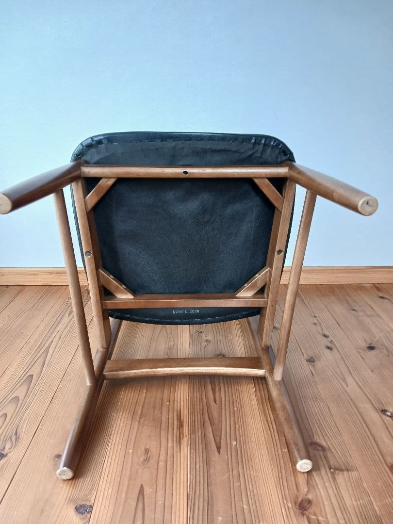 カリモク 60 Tチェア ブラウン