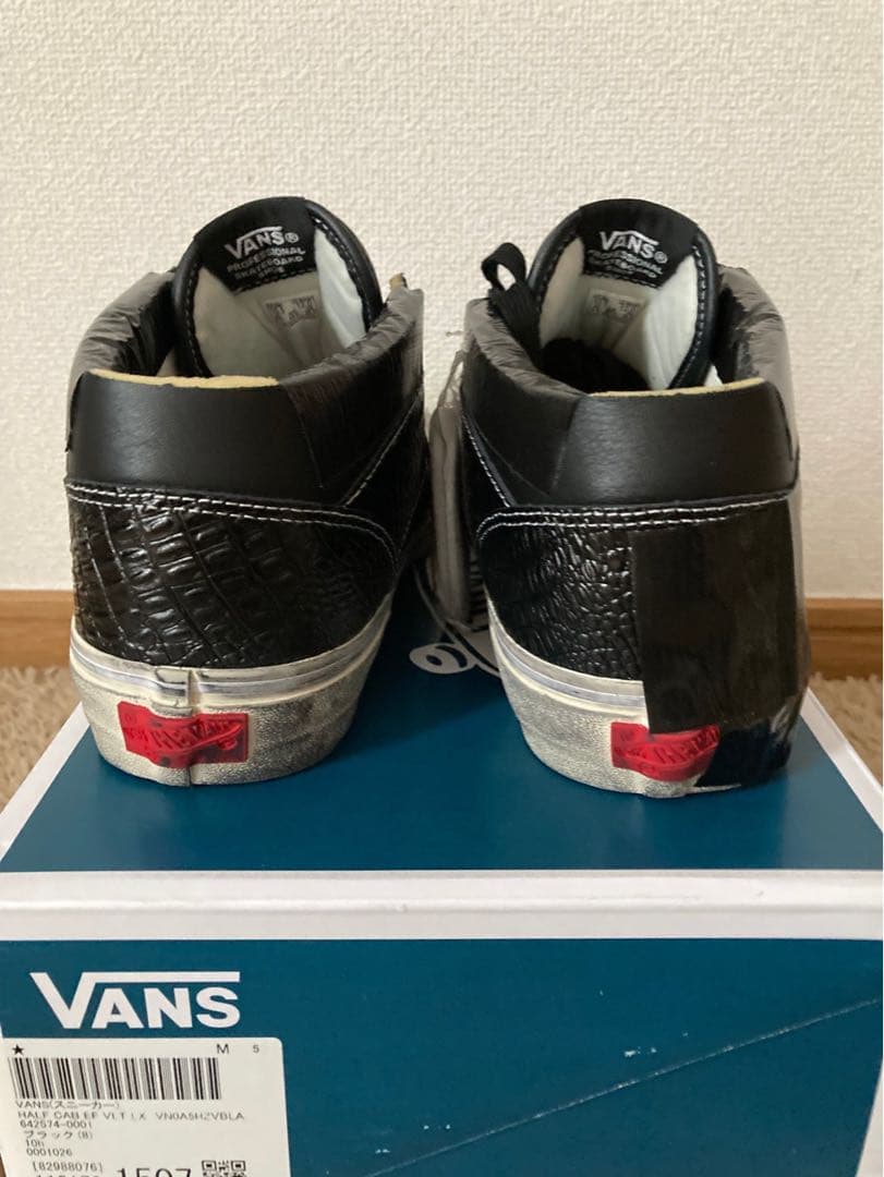 ✳️ VANS.EFVOLT LUX →ハーフキャブダクト⚠️ラスト限界価格‼️