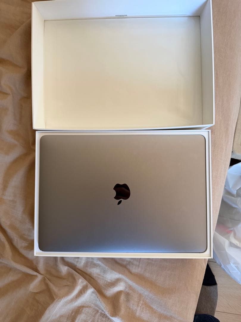 ジャンク品　 MacBook Pro 13インチ スペースグレー