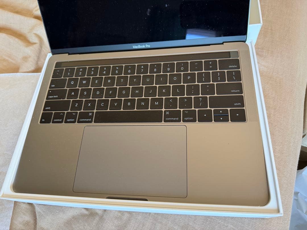 ジャンク品　 MacBook Pro 13インチ スペースグレー