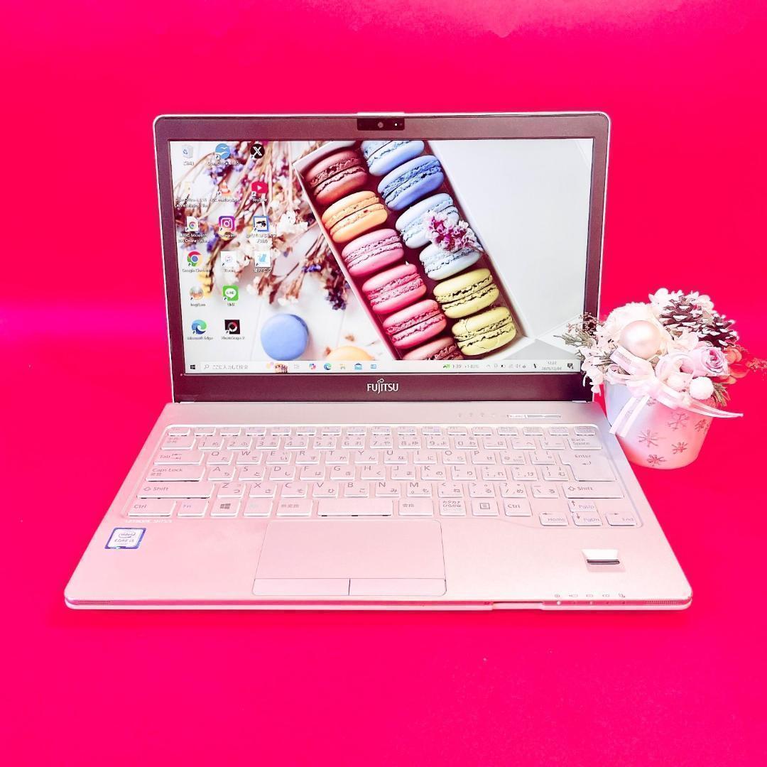 小型軽量❣️薄型ノートパソコン✨️可愛いホワイト✨️動作良好SSD！事務作業カメラ付き