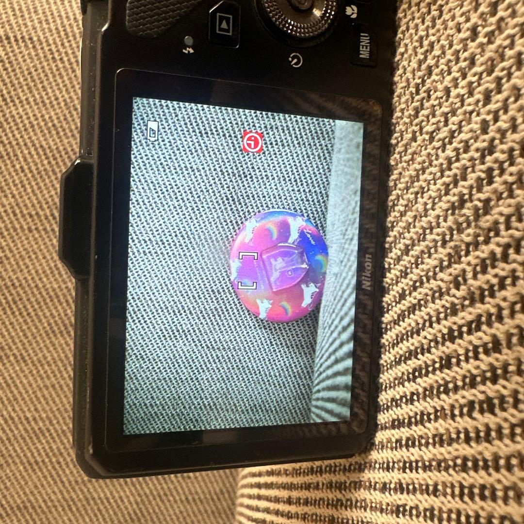 Nikon COOLPIX s9300 ボタンの問題