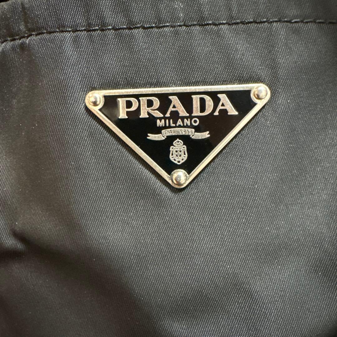PRADA ブラックナイロントートバッグ　ビジネス