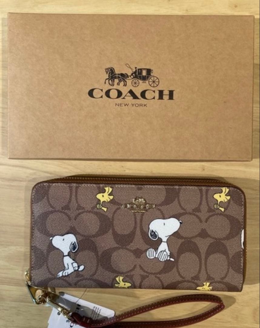 COACH コーチ スヌーピーコラボ　二つ折り財布 折財布 レア
