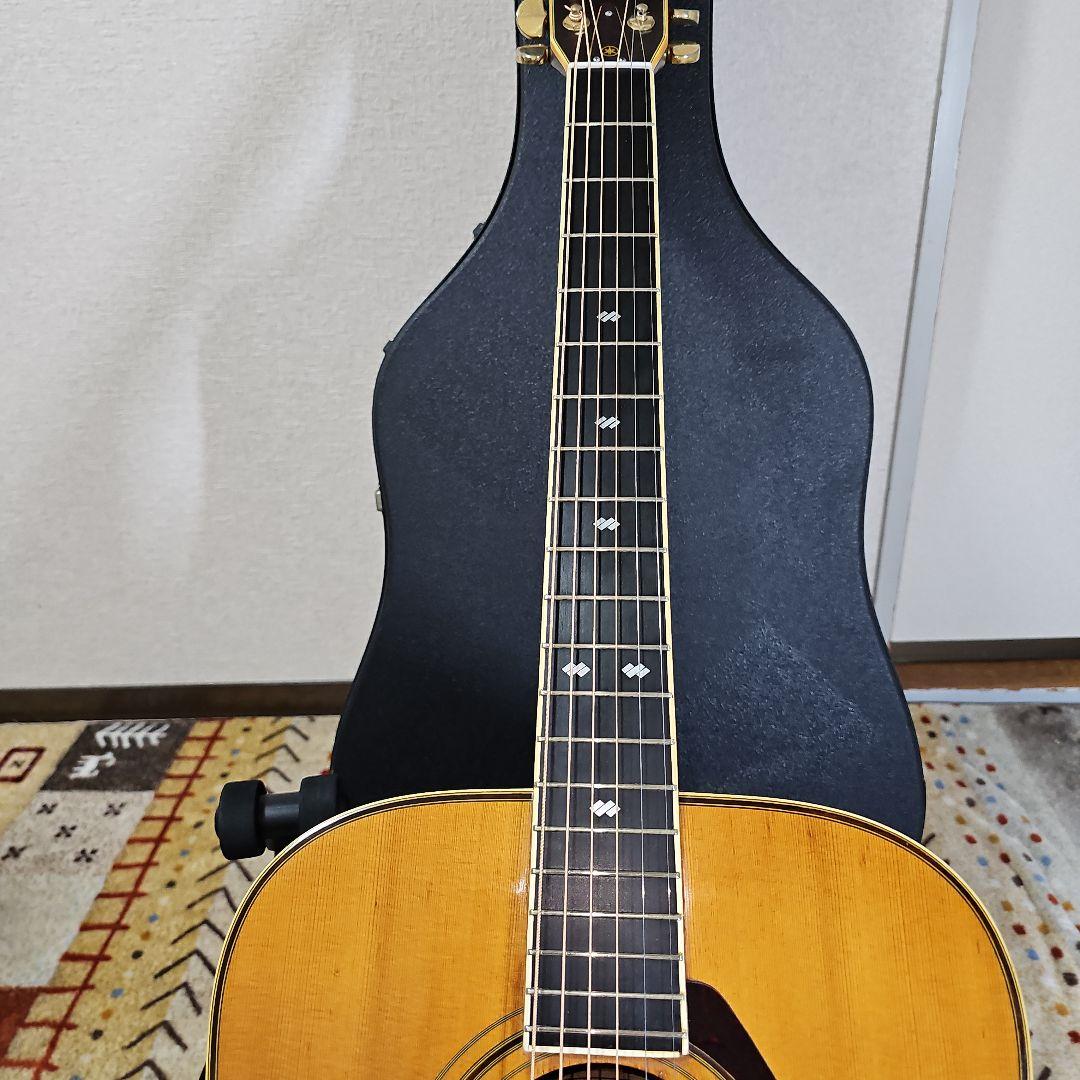 ヤマハL-6前期型トップ.バック単板！ハードケース付き。