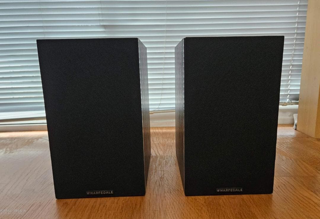 Wharfedale スピーカー 2ウェイ ブラック