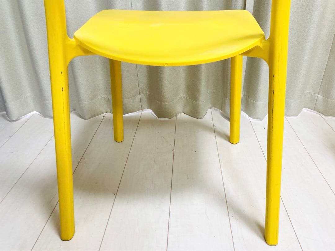 廃盤品　IKEA イケア　JANINGE ヤニンゲ　スタッキングチェア　2脚