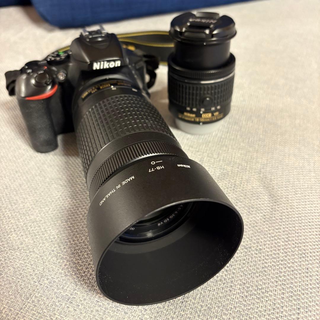 Nikon D5600 ダブルズームキット デジタル一眼レフカメラ