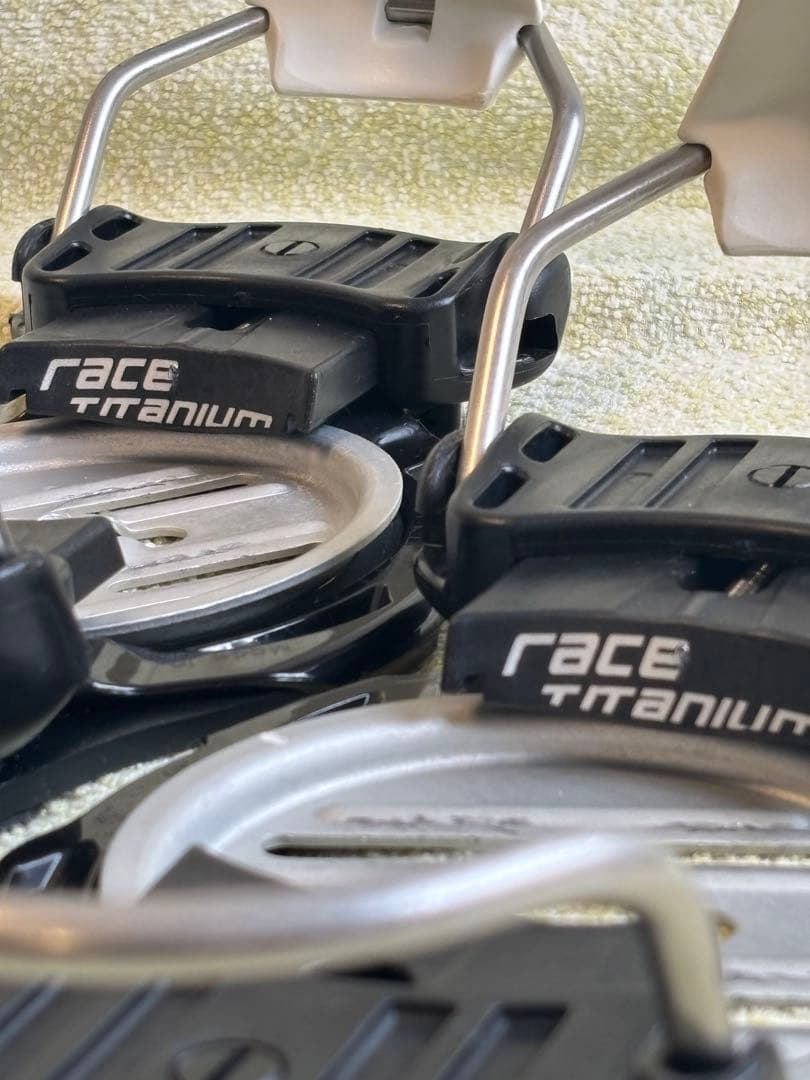 ひ*ー様 Kessler ケスラー スノーボード ビンディング