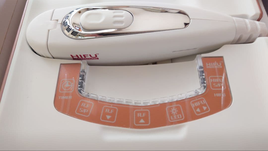 HIFU 美容器 フェイスケア