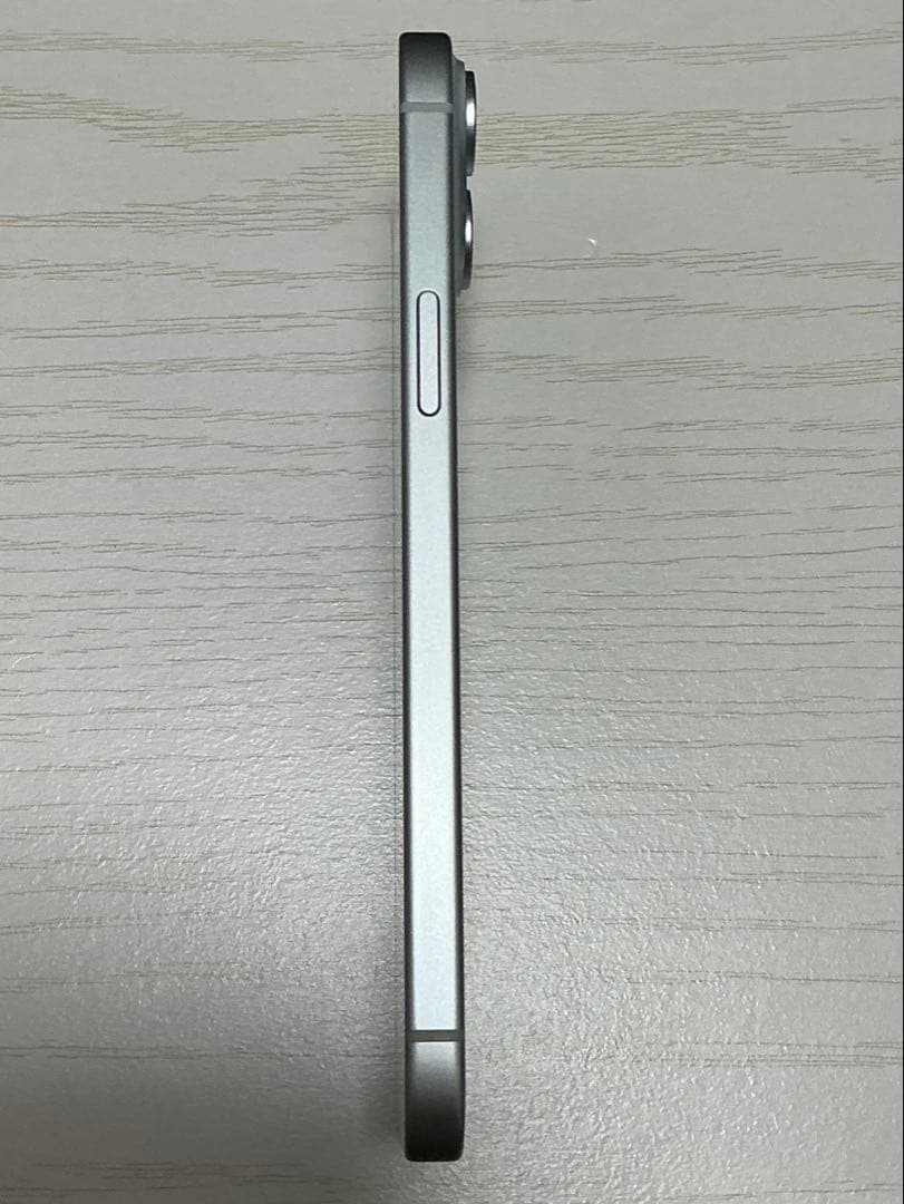 アップル Apple iPhone 15 Plus 128GB ブルー　ケース付