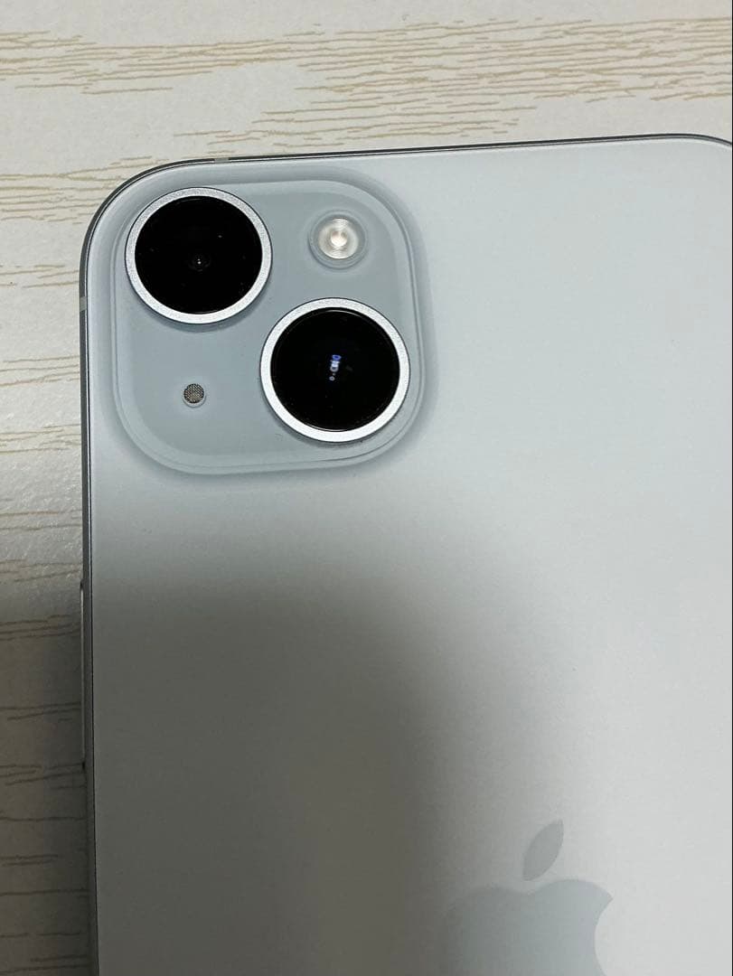 アップル Apple iPhone 15 Plus 128GB ブルー　ケース付