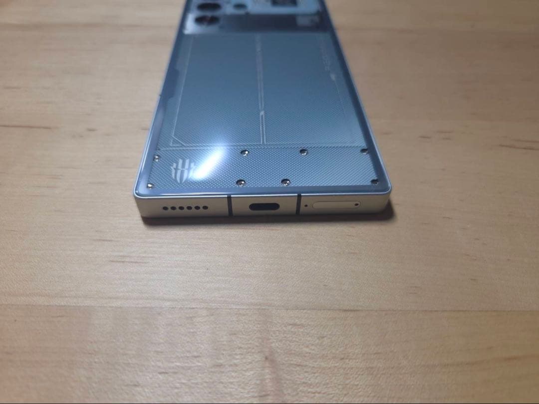 RedMagic 10 pro 512gb シルバー