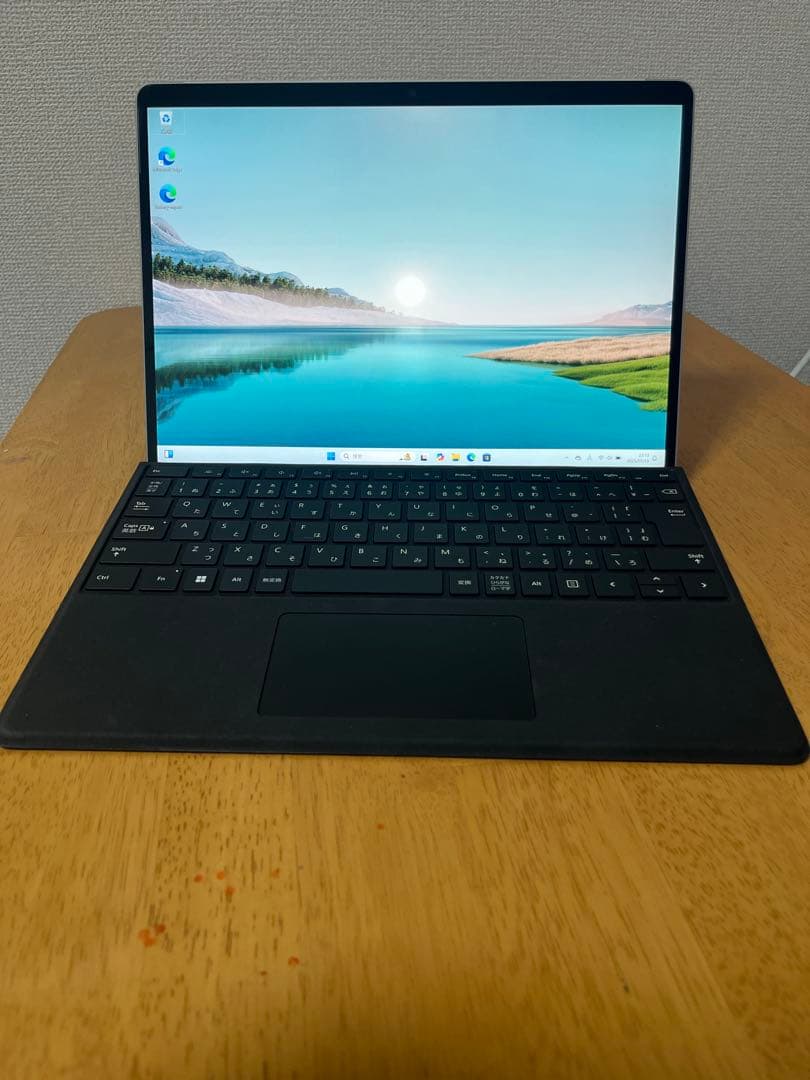 超美品Surface Pro8 1983 本体 + 純正ペン&キーボード