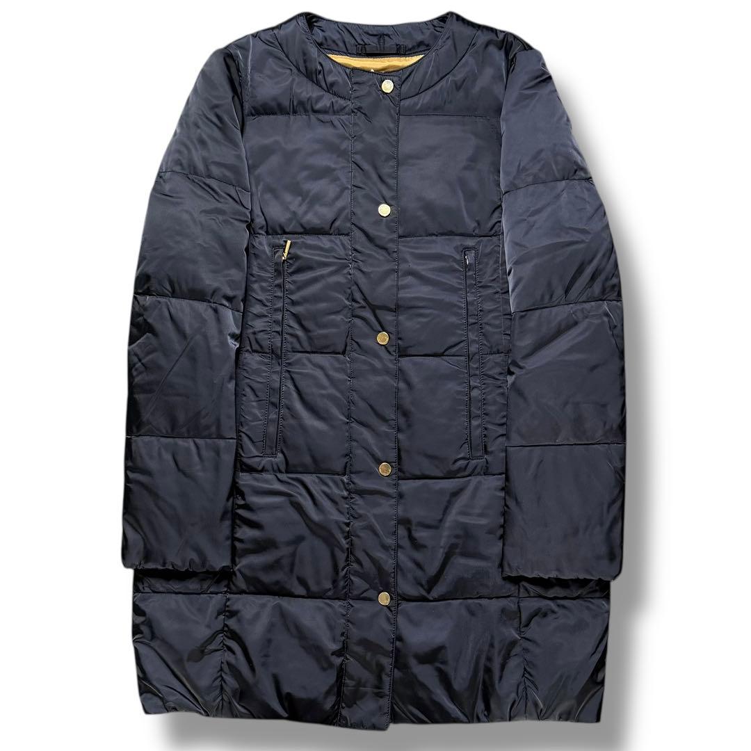 希少 アクアスキュータム ノーカラー ダウン アウター ネイビー Aライン L