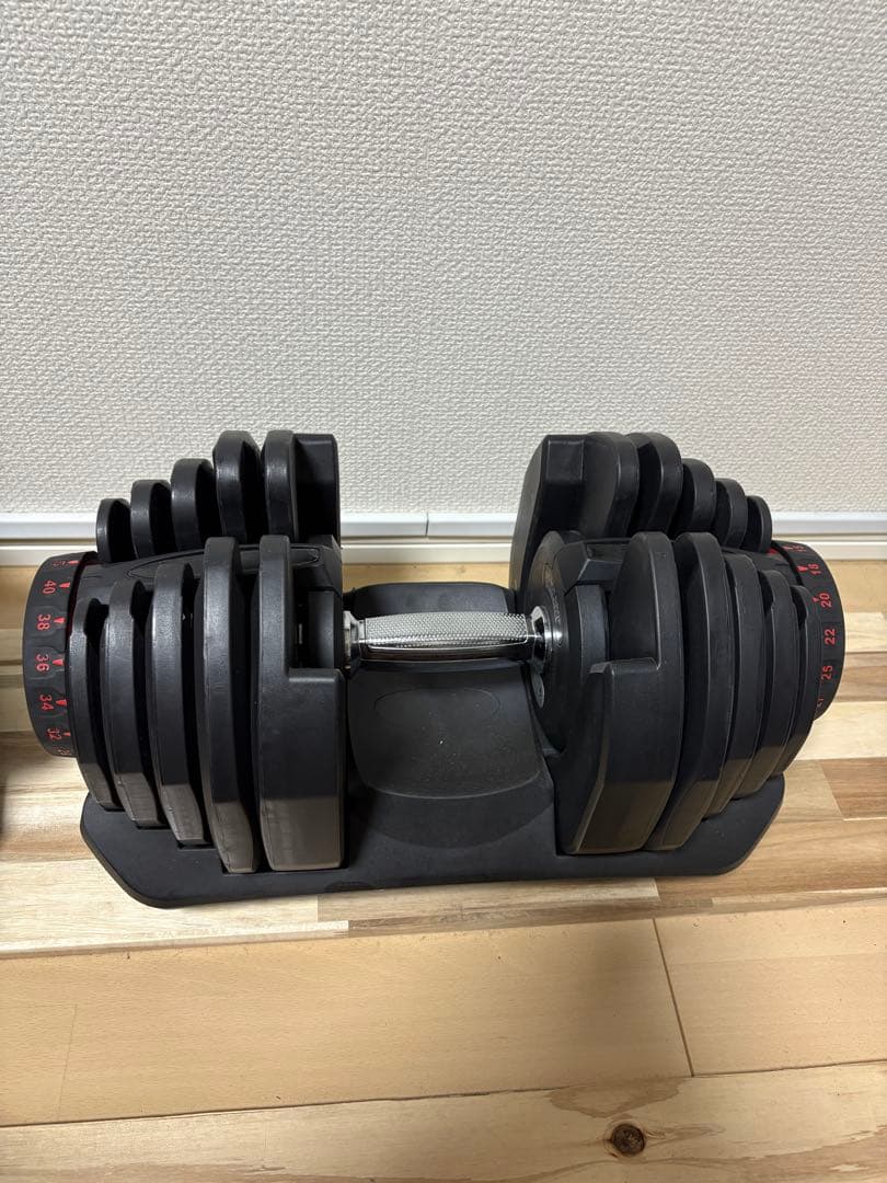①可変式ダンベル 最大40kg