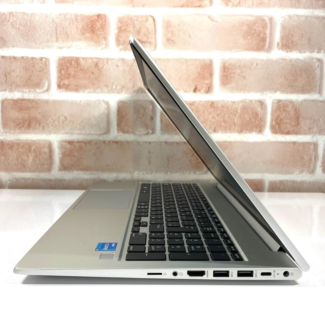 ★美品★ 2022年製 第11世代i5 SSD512GB メモリ16GB QQ6