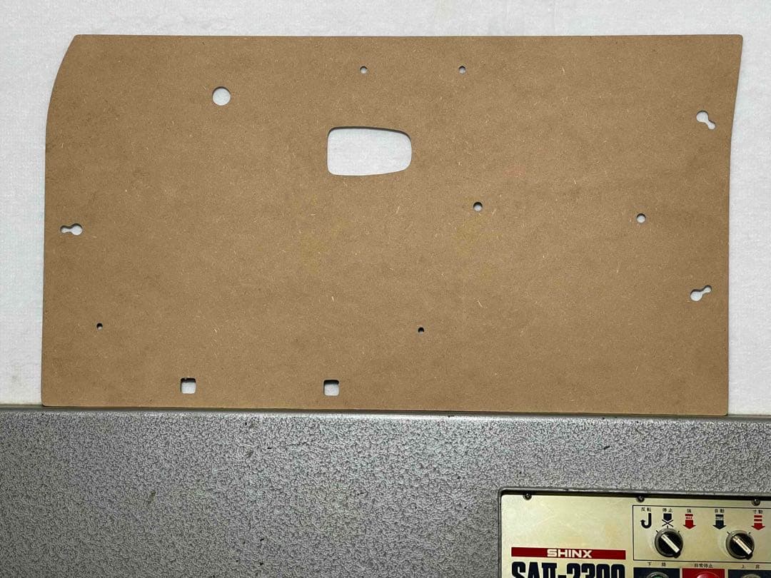 サニートラック GB122 フロント左右ドア内張りブラックトリミングA´