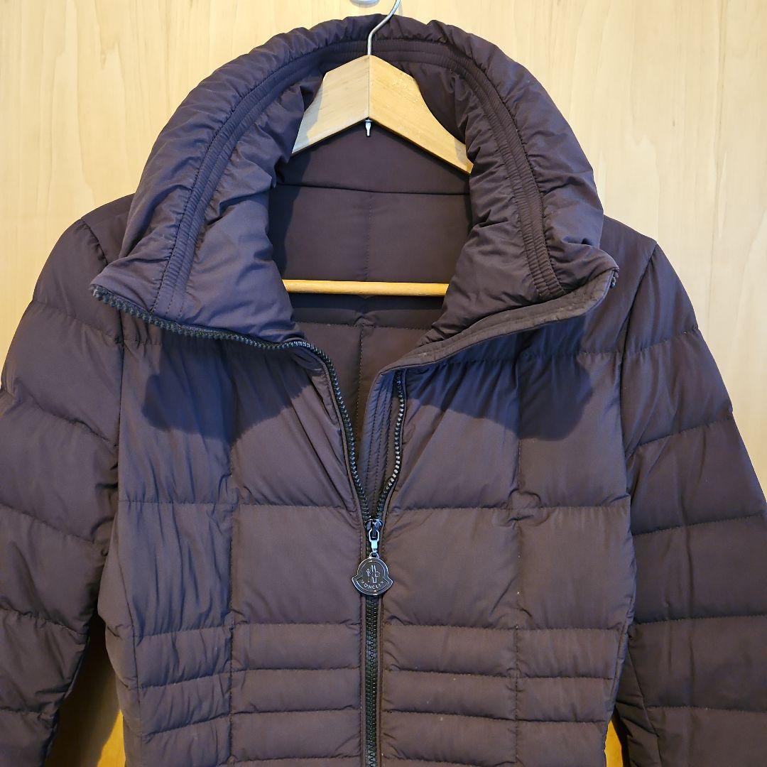 美品モンクレール　ダウンコート　ダウンジャケット　ブラウン