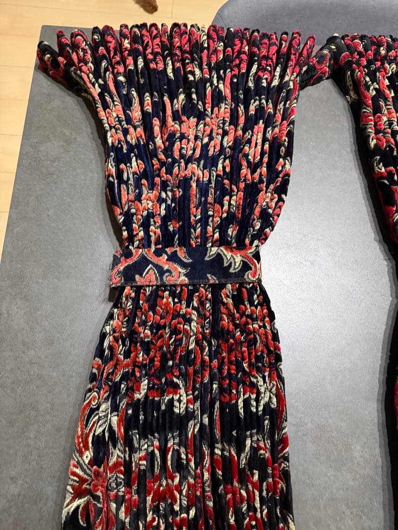 金華山　華恋　仮眠カーテン　ラウンドカーテン　プリーツあり