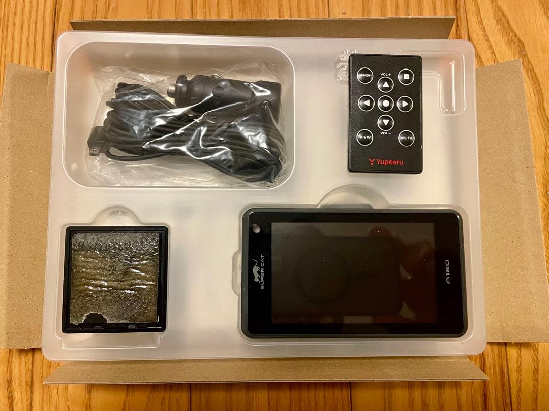 【超完備品・美品！】ユピテル レーザー＆レーダー探知機 A120 完動品