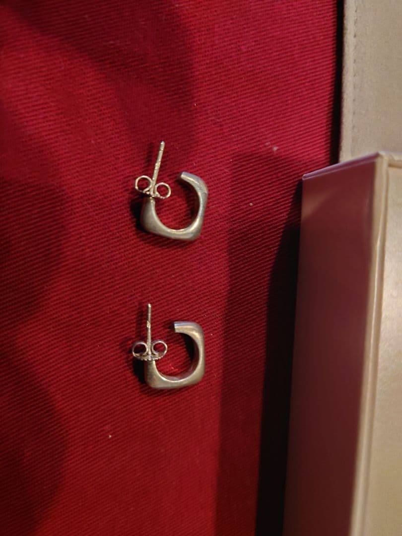 希少　シャネルスクエアピアス　シルバー