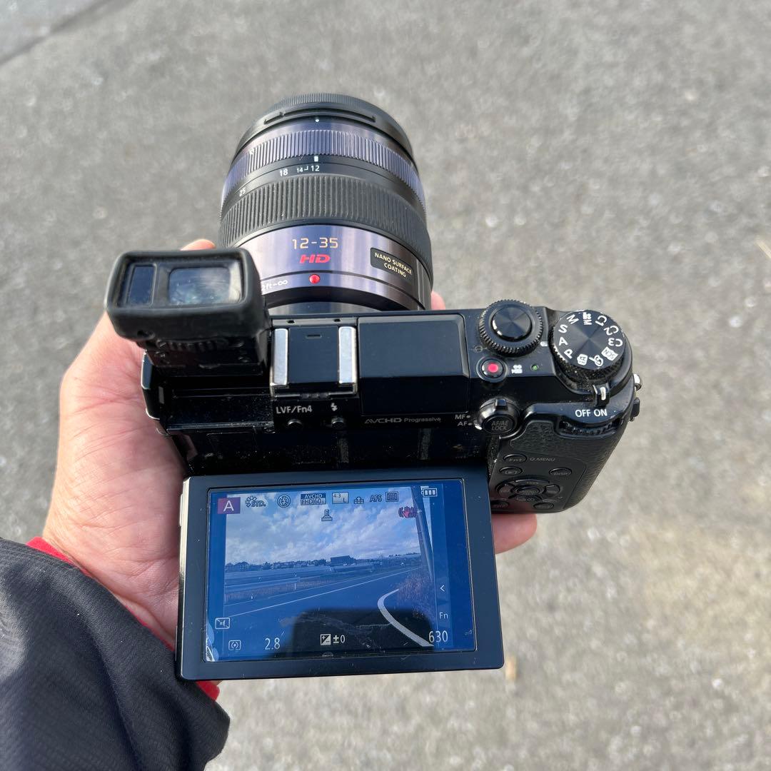 パナソニックGX7とLUMIX G h-hs12035