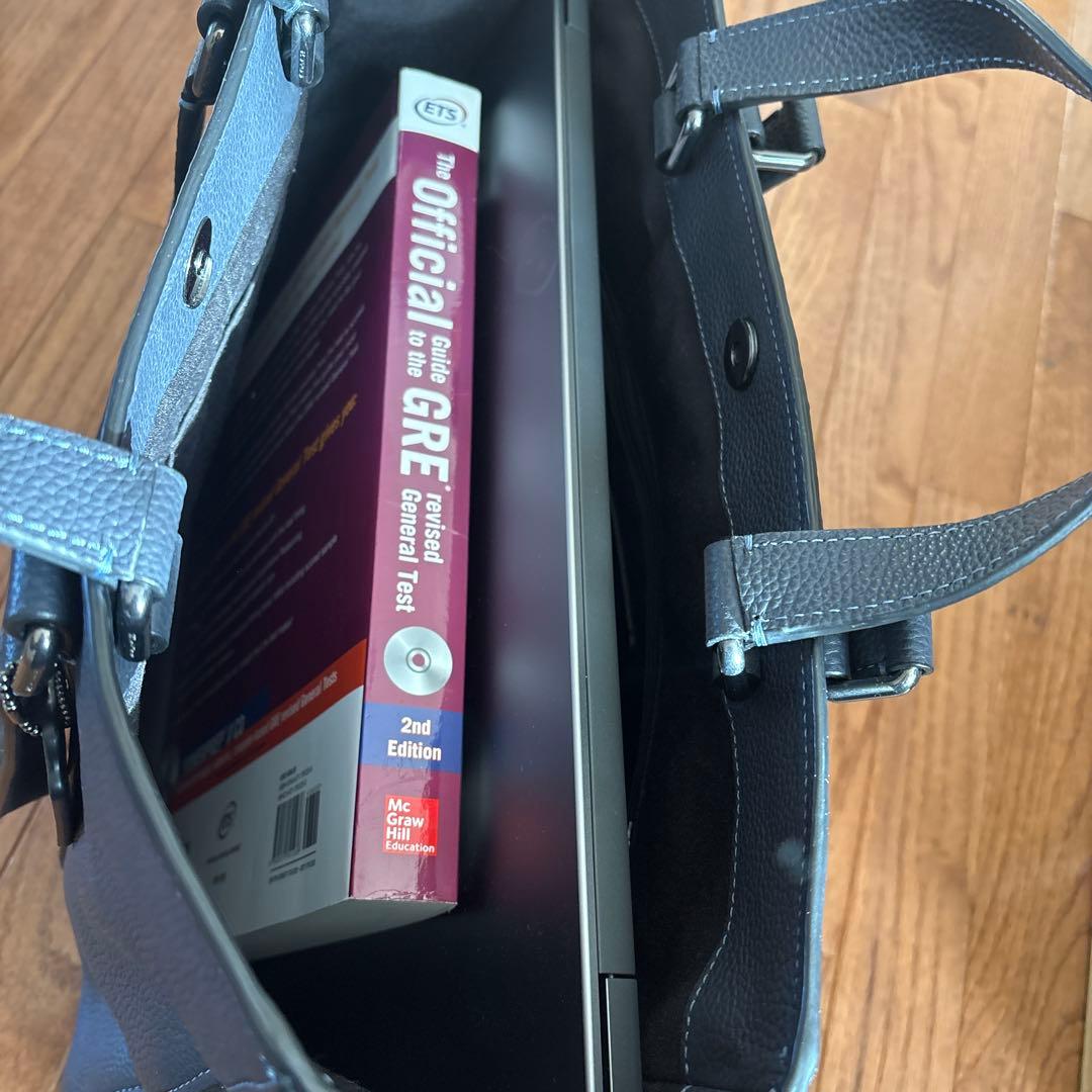 新品同様　COACH ダブルハンドル革製トートバッグ　メンズ&レディース