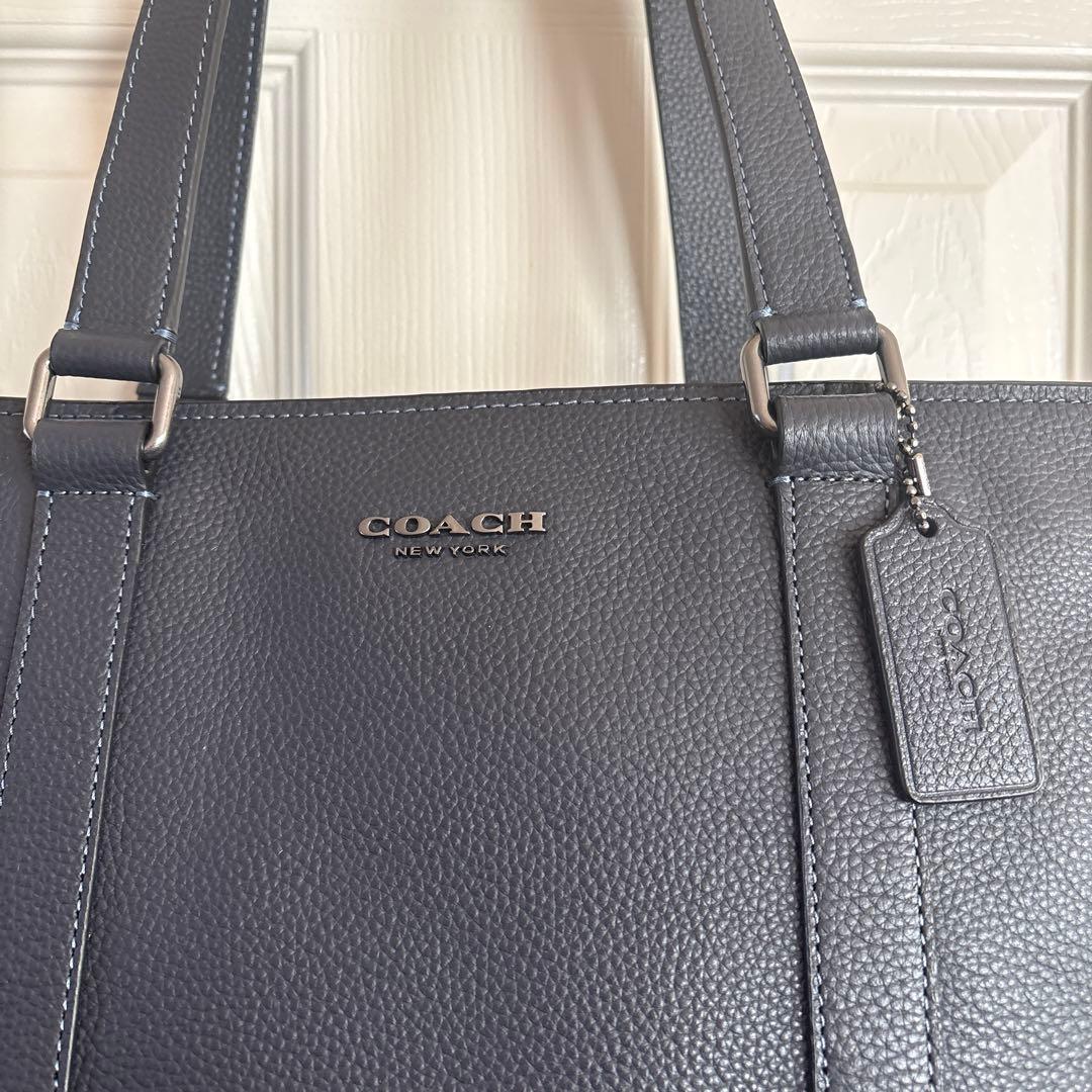 新品同様　COACH ダブルハンドル革製トートバッグ　メンズ&レディース