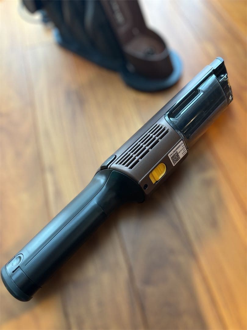 ★週末値下げ★Shark シャーク ハンディクリーナー WV415JBR