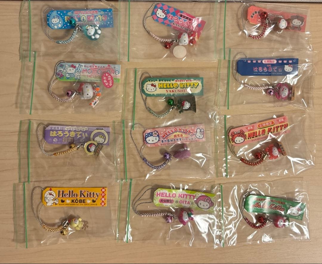 ご当地ハローキティ根付 49個