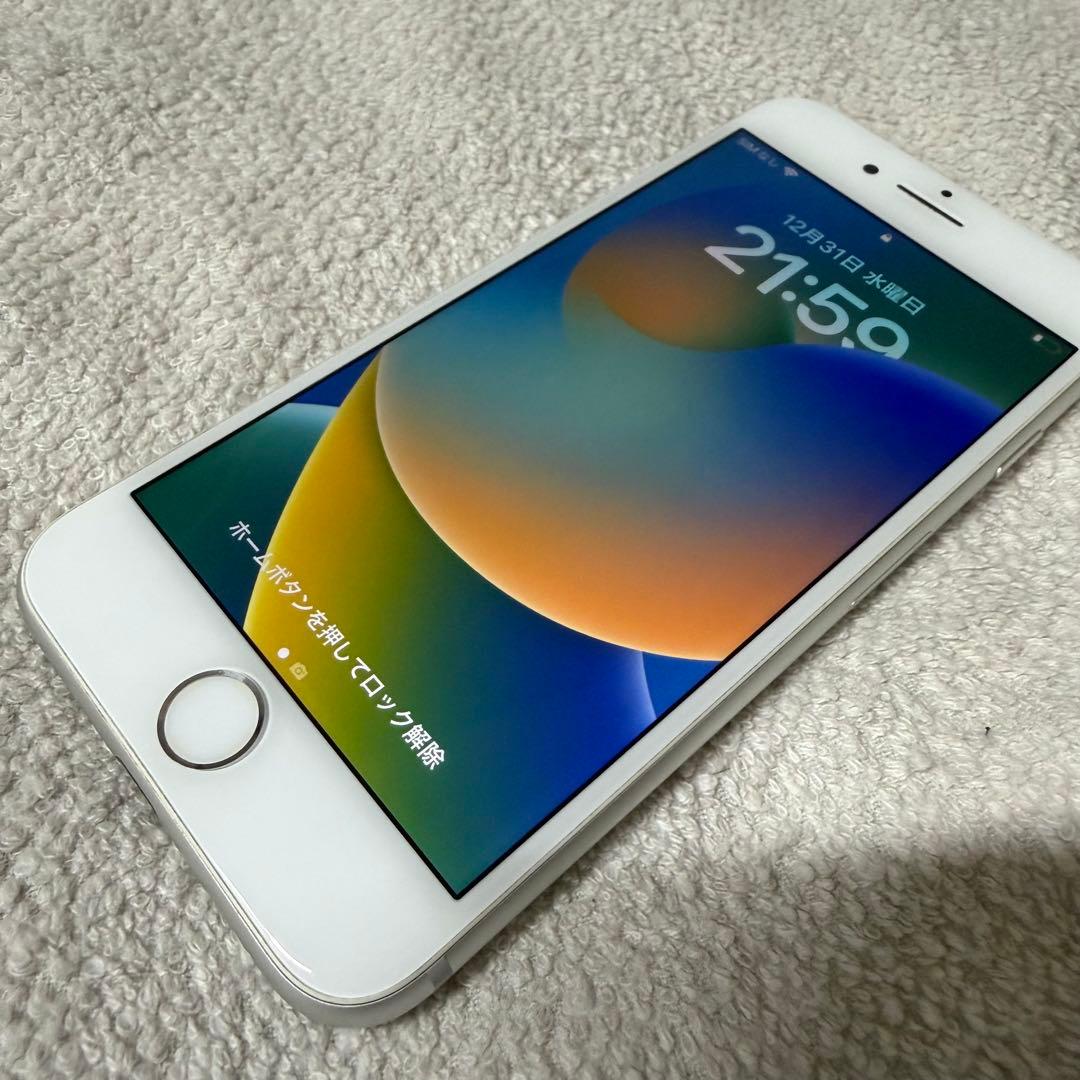 Apple iPhone 8 シルバー 64GB バッテリー80％