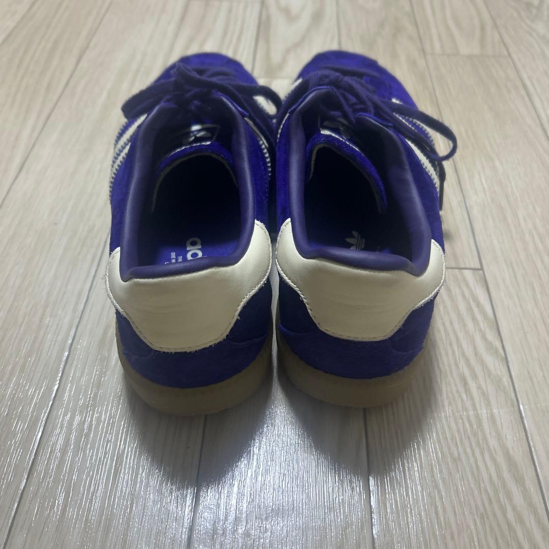 靴 adidas bermuda